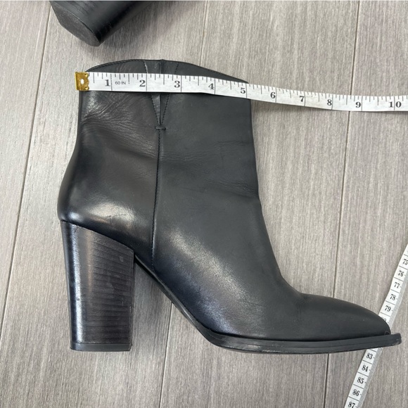 VINCE Erving Western Ankle Bootie Black Leather Stacked Heel Pointed Toe Boots 6 - Picture 16 of 16